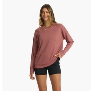 Vuori long sleeve sunrise crew.  Rosewood.  Size M
